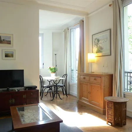 Le Alesia * Paris