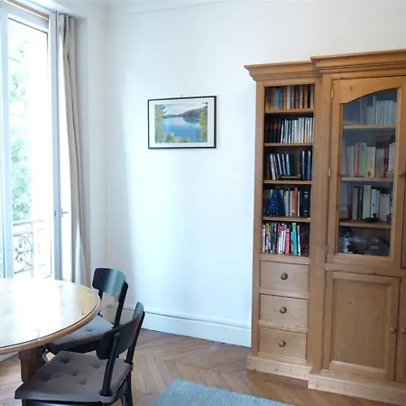 Le Alesia Paris